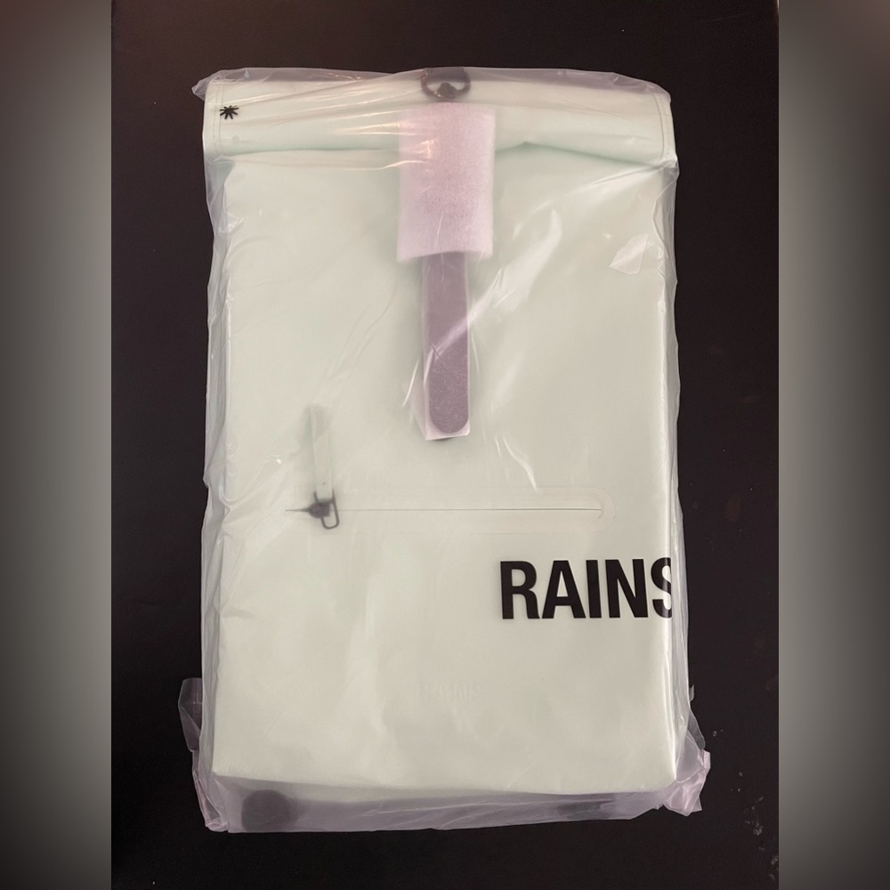 NWT Rains Rolltop Rucksack Zip-Detailed Backpack Mineral Color Waterproof - Picture 12 of 13